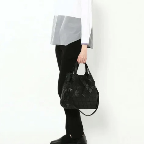 NWT SOLD OUT Bao Bao Issey Miyake Crystal Matte Shoulder Bag - Black - Picture 2 of 7